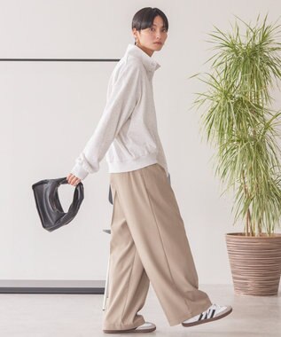 AMERICAN HOLIC 襟付き刺繍入りミニ裏毛プルオーバー Oatmeal