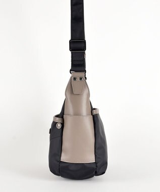 Y'SACCS 木村多江×Y'SACCS ナイロンショルダー ブラック