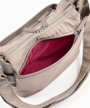 Y'SACCS 木村多江×Y'SACCS ナイロンショルダー グレージュ