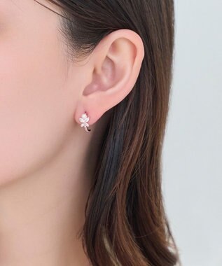 Phoebe ロマンティックビジューバタフライフープピアス　ローズゴールド ローズゴールド