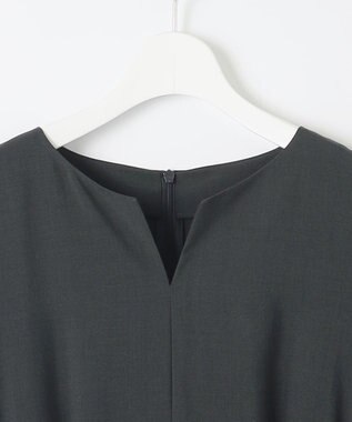 自由区 L 【17号サイズまで展開・カタログ掲載・UVカット・洗える】ウーステッドライク ワンピース ネイビー