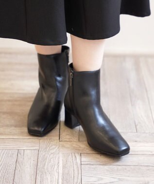 Pointer 【石岡真実さん着用】本革ショートブーツ ブラック