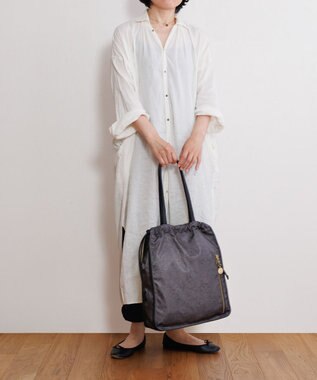 ACE BAGS & LUGGAGE HAyU × ace. ユッカ トートバッグ A4サイズ 17837 チャコール（ネコヘッド柄）