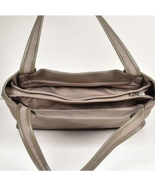 Y'SACCS ヒートエンボス ポルカドットトート Mサイズ グレージュ