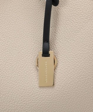 style code 【MERCURYDUO/マーキュリーデュオ】ラージポケット　2WAY ラージトートバッグ　キーリングチャーム付き アイボリー