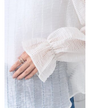 earth music&ecology キャンディースリーブシアーブラウス Off White