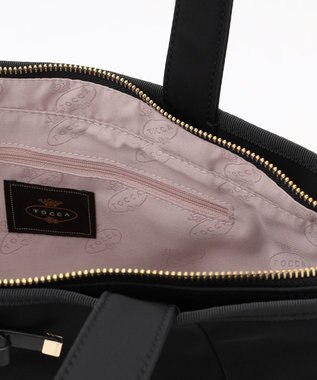 TOCCA 【A4サイズ対応・撥水】JOLIE KNOT NYLONTOTE トートバッグ ブラック系