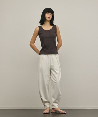 GRACE CONTINENTAL テレコノースリーブトップ ブラウン