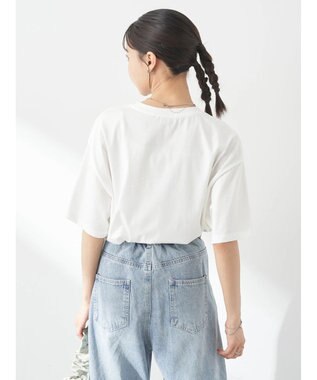 earth music&ecology ロゴソリッドＴシャツ Off White