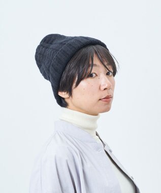AND WOOL 〈上質な素材と手仕事から生まれた優しいニット〉メリノウール・ケーブル編みニット帽子