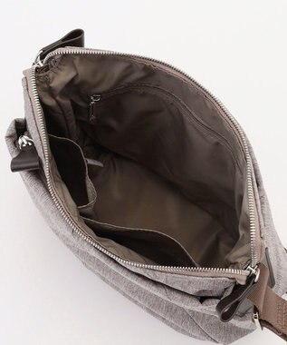 Y'SACCS ストリームラインショルダー ベージュ