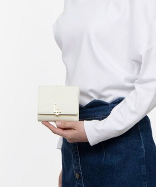 LANVIN en Bleu エルヴィー 内BOX財布 アイボリー