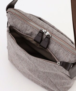 Y'SACCS ストリームラインショルダー ベージュ