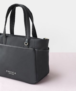 TOCCA 【WEB＆一部店舗限定・環境にやさしい素材】【A4サイズ対応】TRAVERSA MOTHERS TOTE マザーズバッグ ライトグレー系