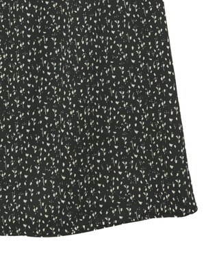 Green Parks すっきり見えシルエットサテンナロースカート Flower Black
