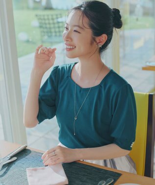 「サマさまカットソー」パール付きパフスリーブトップス