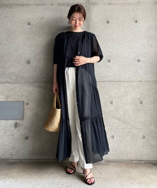 UNFILO 【撥水】レーヨン麻ライト刺繍ブラウス ブラック系