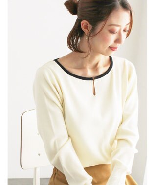 Te chichi スクエアチャームキーネックプルオーバー