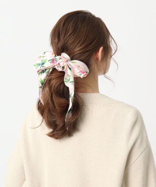 MOONBAT FURLA シルク100% 花柄 菱形スカーフ ピンク