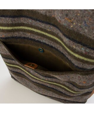 UNBILLION ペルケ perche / モバイルショルダー付きリサイクルウールトート カーキ