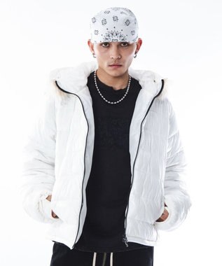 WEGO 【ユニセックス着用ITEM】2WAYシャイニーパファーフーディー ホワイト