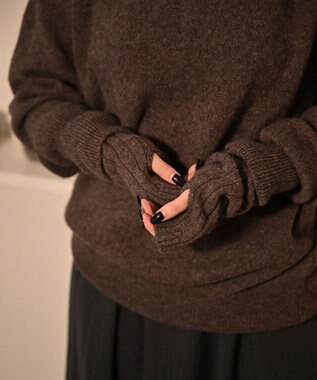 TOQUE 〈大草直子さんアドバイザー〉ベビーアルパカ×ウール縮絨ニットアームウォーマー ブラウン