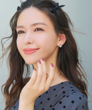 Tiaclasse 【金属アレルギー対応】ラウンドプットストーンピアス シルバー