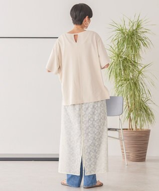 AMERICAN HOLIC バックスリットＴシャツ Light Beige