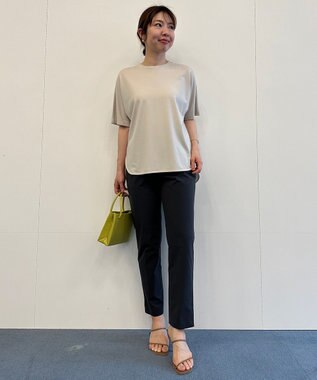 UNFILO BEAUTY FORM フォルムＴシャツ ベージュ