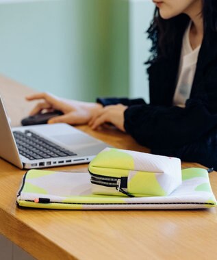 POLS SQUAREポーチ イエロー