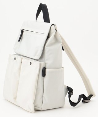 Y'SACCS 【ムック本掲載】クリンクルナイロン　ダブルポケットリュック ホワイト
