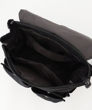 Y'SACCS 【ムック本掲載】クリンクルナイロン　ダブルポケットリュック ブラック