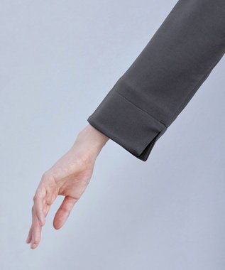 Tiaclasse L 【洗える】美ラインタックボタンカットソートップス チャコールグレー