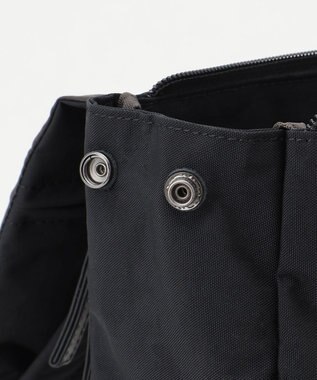 Y'SACCS 【ムック本掲載】クリンクルナイロン　ダブルポケットリュック ブラック