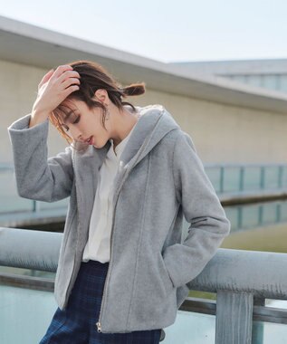 Tiaclasse モッサ風フード付きショートコート グレー