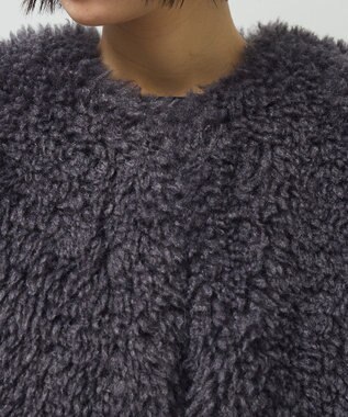 Green Parks ・ＥＬＥＮＣＡＲＥ　ＤＵＥ　シープファーロングベスト Charcoal Gray