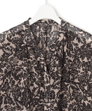 23区 【洗える】ボタニカルプリント スキッパー ブラウス ベージュ×ブラックプリント