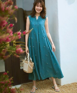 23区 【先行予約/WEB&一部店舗限定】シアーワッシャー 刺繍 ワンピース ターコイズ×グレーフラワー系