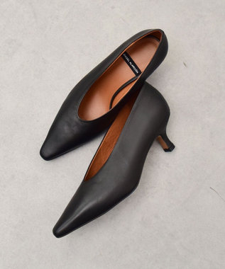 INTER-CHAUSSURES 【ANGEL ALARCON】ポインテッドトウディープカットパンプス ブラック
