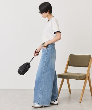 AMERICAN HOLIC ランダムロゴ刺繍リンガーTシャツ White