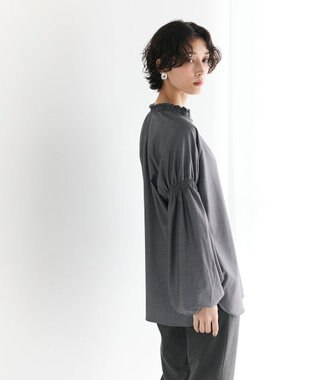 #Newans 【洗濯機可/しわになりにくい】シャーリングネック ボリュームスリーブブラウス チャコール