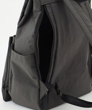 Y'SACCS 【ムック本掲載】クリンクルナイロン　ダブルポケットリュック ダークグレー