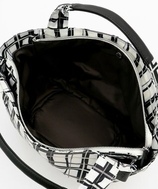 Y'SACCS 総柄プリントミニトートバッグ ブラック（チェック柄）