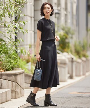 J.PRESS LADIES キルティング スマホポシェット ダルブルー系