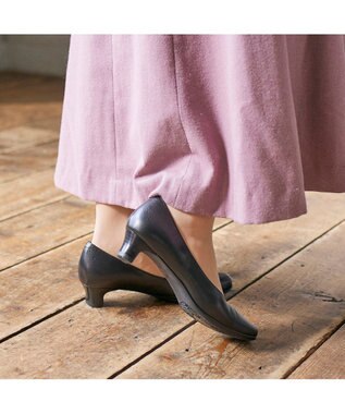 ing <ing>スクエアトゥパンプス ブラック