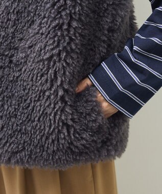 Green Parks ・ＥＬＥＮＣＡＲＥ　ＤＵＥ　シープファーロングベスト Charcoal Gray