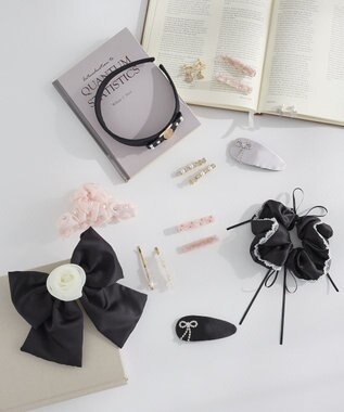 Maison de FLEUR 2セットフラワーパールヘアピン Gold