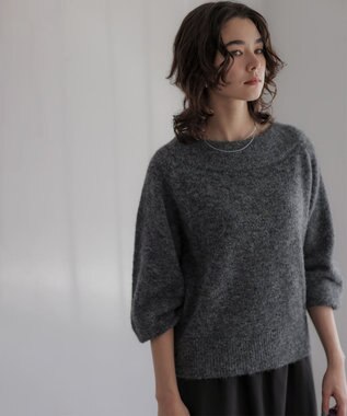 組曲 L へアリーヤーンボートネック ニット チャコールグレー系