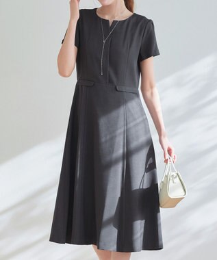 Tiaclasse 【小倉優子さん着用・洗える】フラップ付きミディアム丈フレアワンピース チャコールグレー