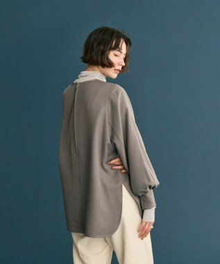 #Newans 【洗濯機可】シャーリングカフスパウダリーブラウス チャコール